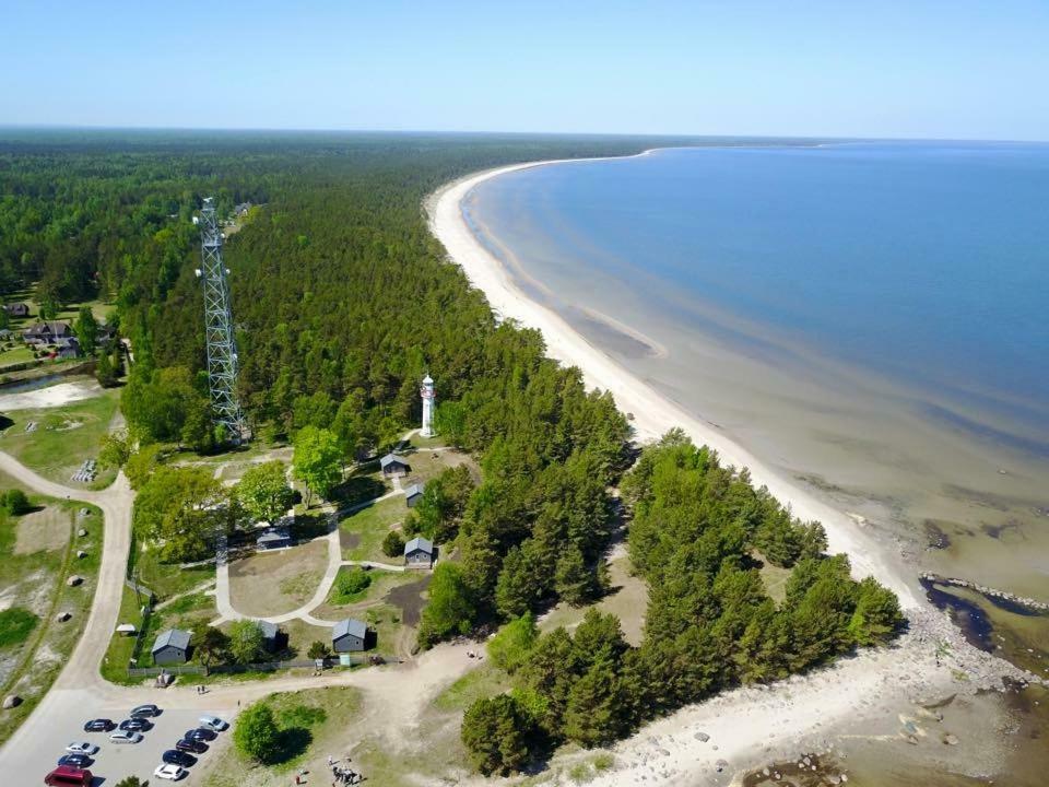 Camping Noras Hotell Mērsrags Eksteriør bilde
