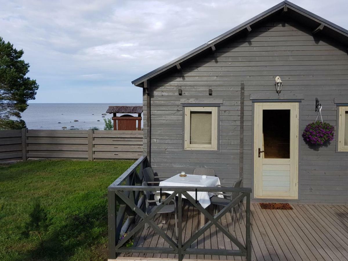Camping Noras Hotell Mērsrags Eksteriør bilde